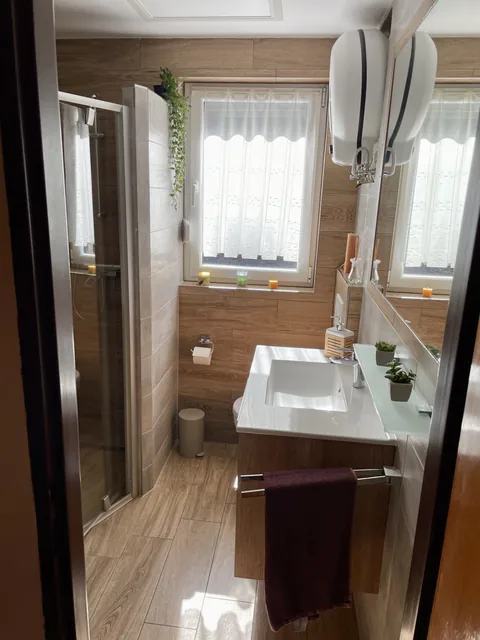 Bathroom with a shower cubicle